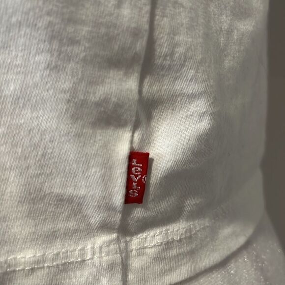 LEVIS white branded crop top - labeled as M but is more of a Small - Picture 6 of 9